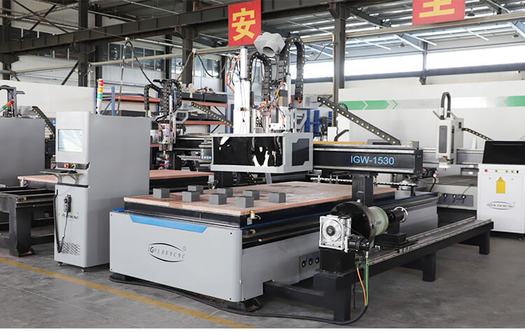 Máquina de fabricação de móveis roteadora de madeira CNC